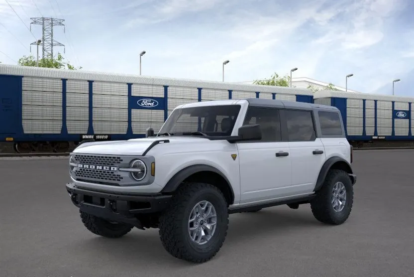 2025 Ford Bronco Badlands photo 1