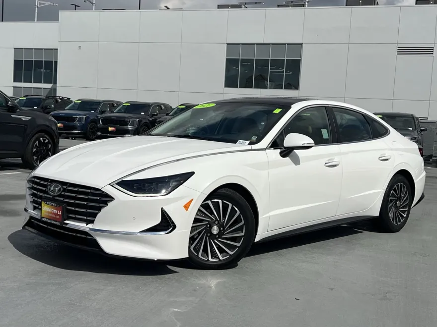 2021 Hyundai Sonata Limited photo 1