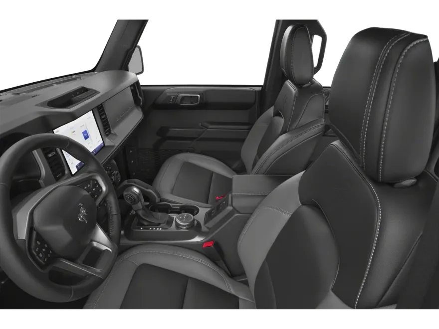 2025 Ford Bronco Outer Banks photo 6