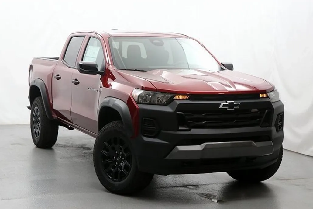 2026 Chevrolet Colorado Trail Boss photo 1