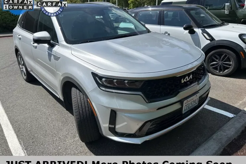 2023 Kia Sorento Plug-In Hybrid SX Prestige photo 1