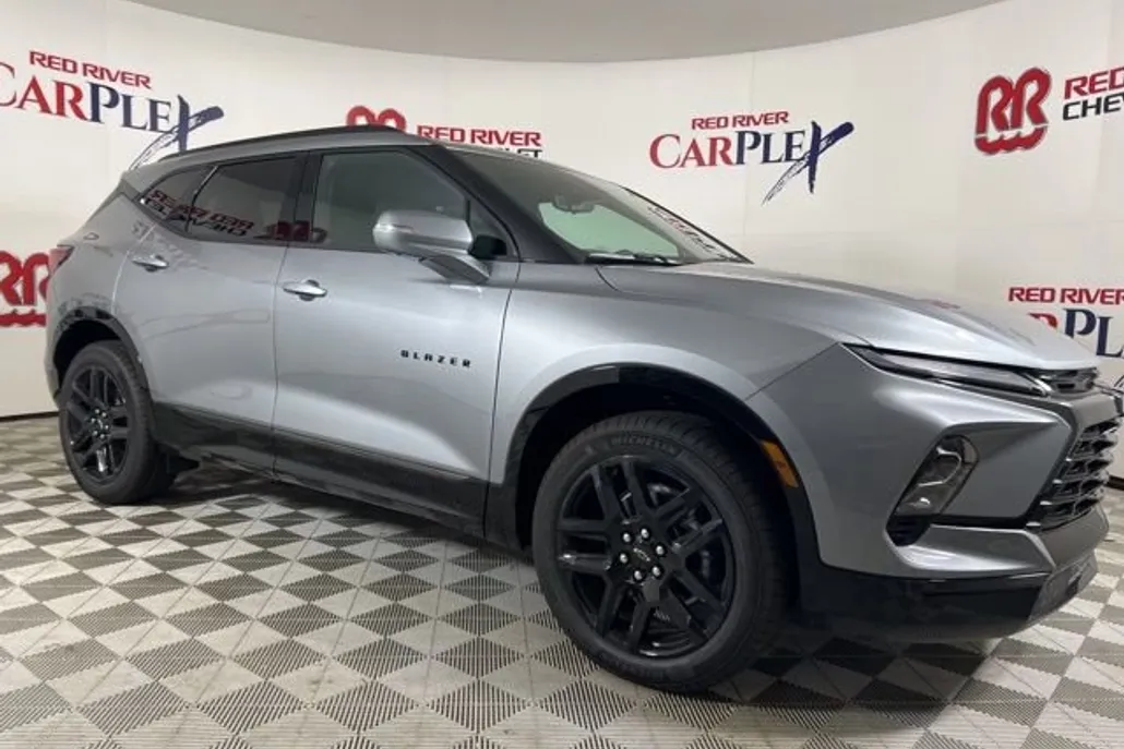 2025 Chevrolet Blazer RS photo 1