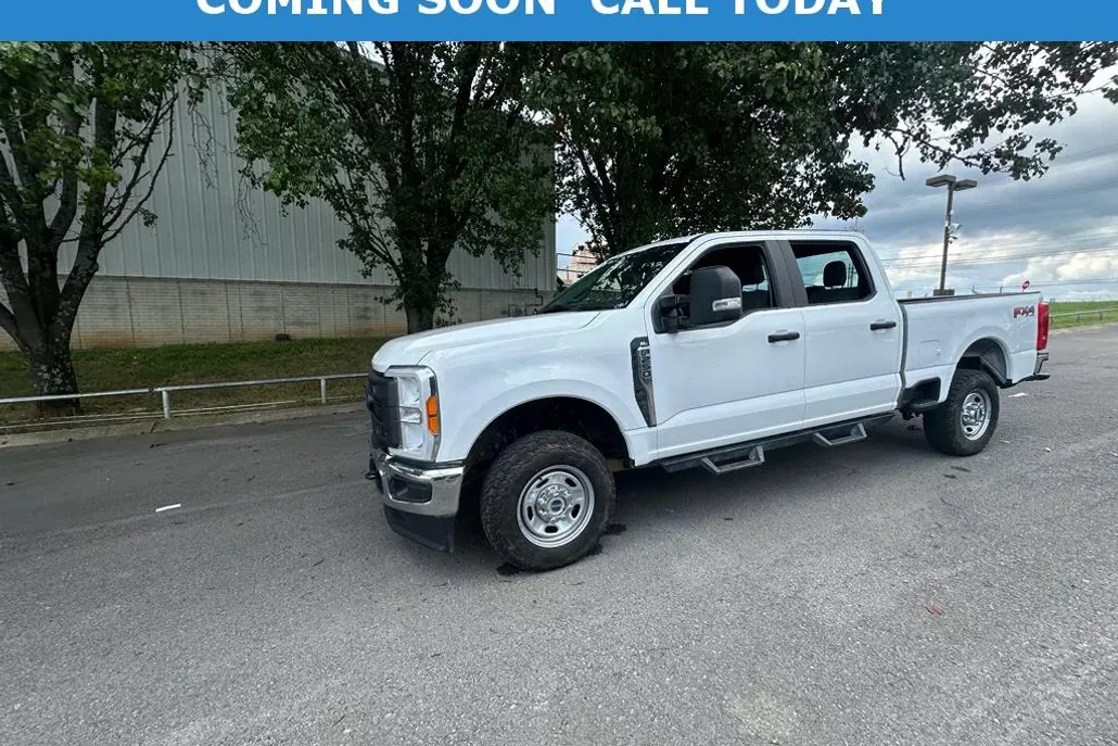 2023 Ford F-250 XL photo 1