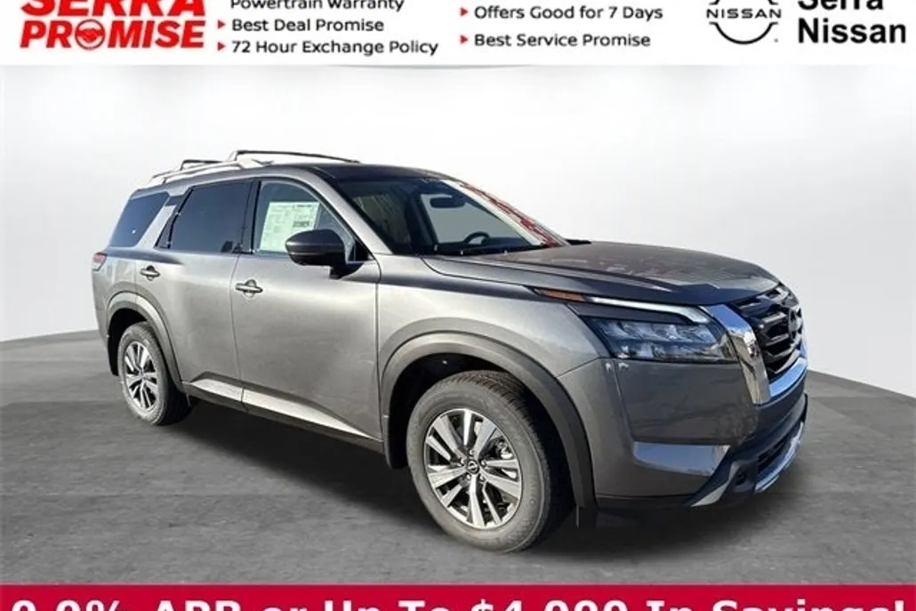 2025 Nissan Pathfinder SL photo 1