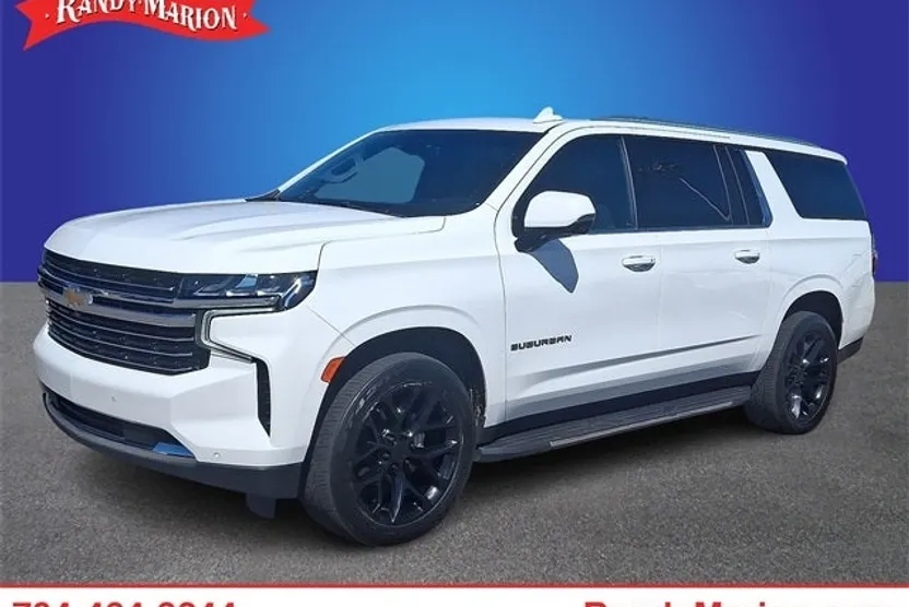 2021 Chevrolet Suburban LT photo 1