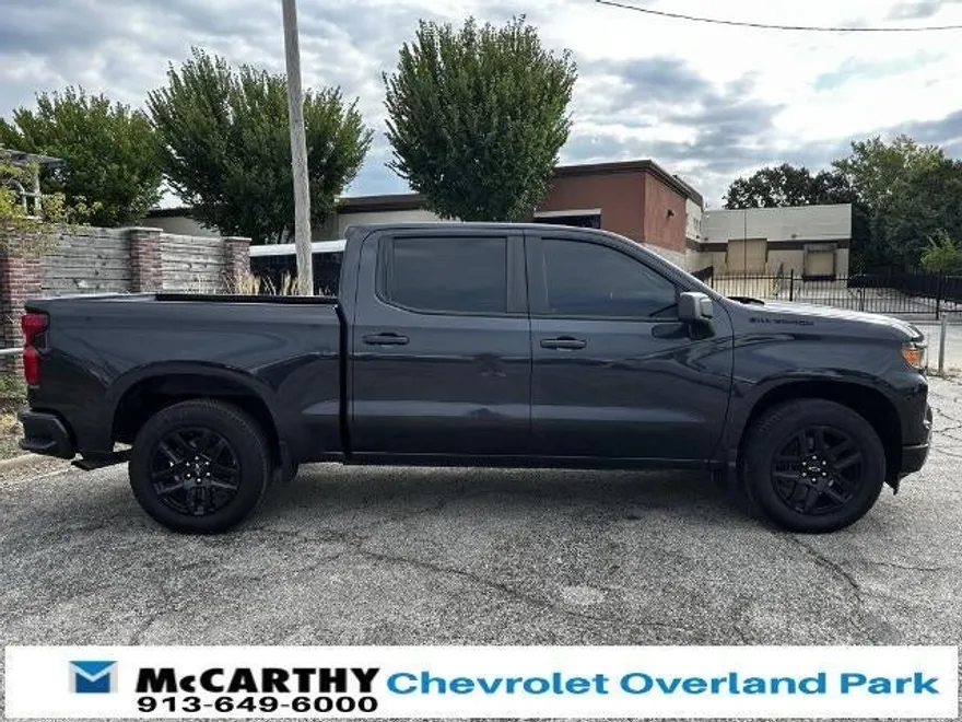 2023 Chevrolet Silverado 1500 Custom photo 1