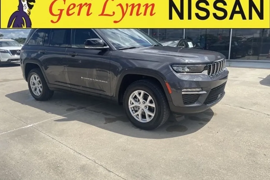 2023 Jeep Grand Cherokee Limited photo 1