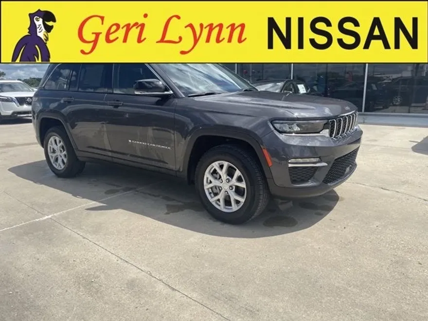 2023 Jeep Grand Cherokee Limited photo 1
