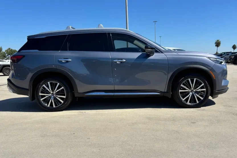 2022 Infiniti QX60 Sensory photo 1