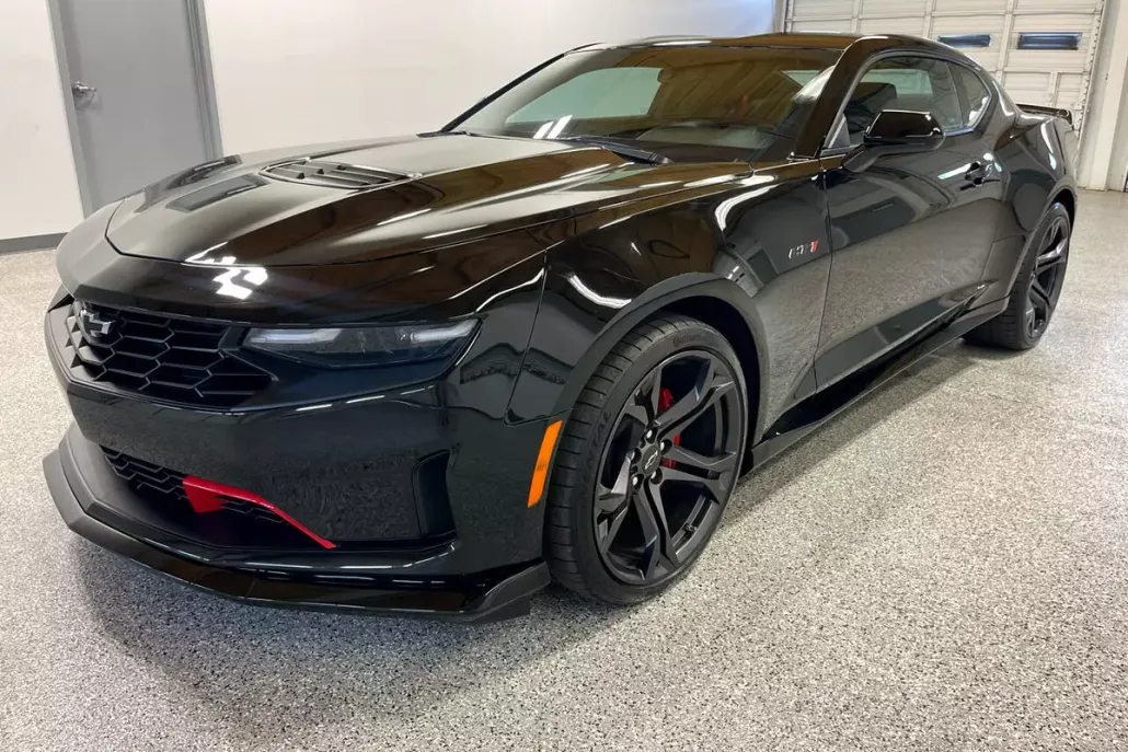 2020 Chevrolet Camaro LT1 photo 1