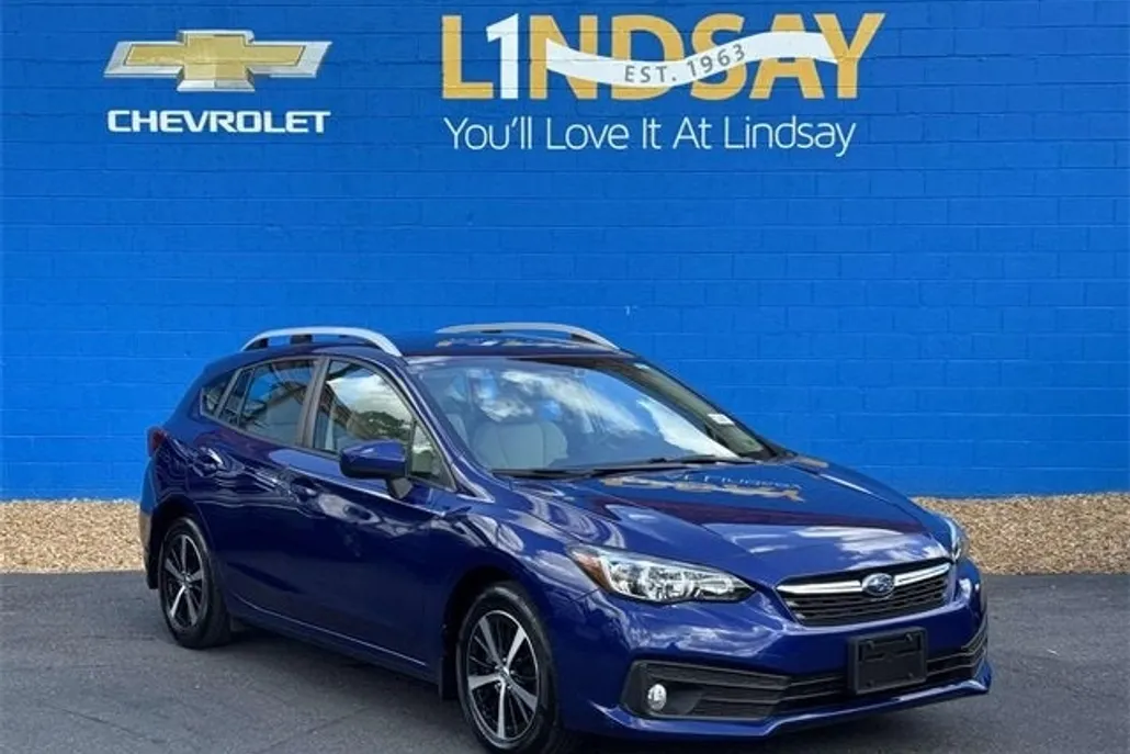 2023 Subaru Impreza Premium photo 1