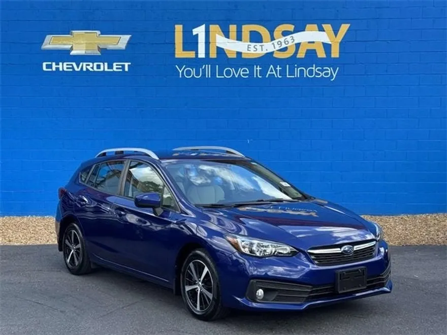 2023 Subaru Impreza Premium photo 1