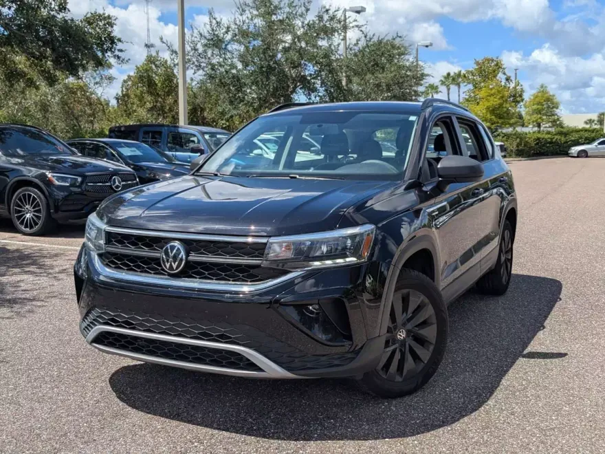 2021 Volkswagen Tiguan SE photo 1
