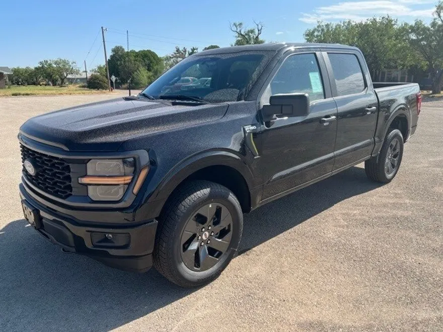 2025 Ford F-150 STX photo 1