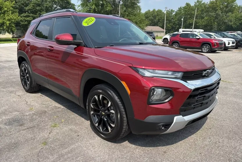 2022 Chevrolet Trailblazer LT photo 1