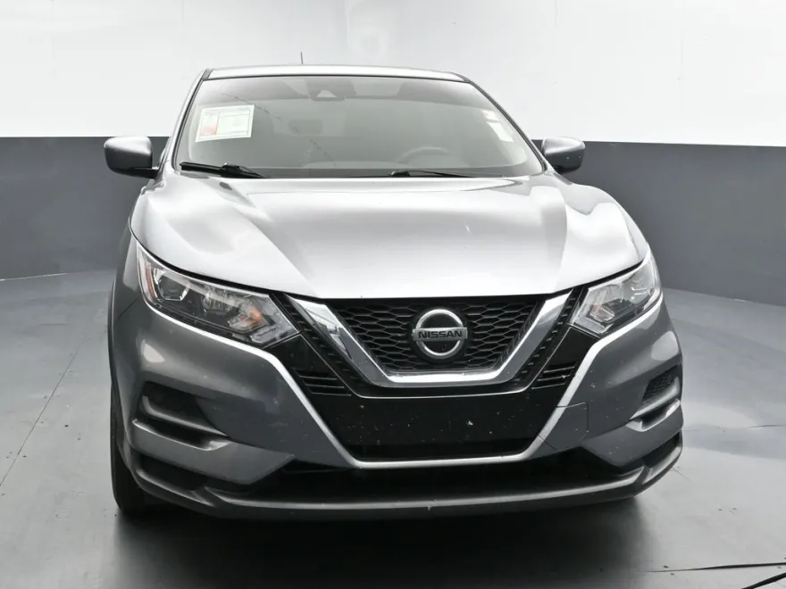 2020 Nissan Rogue Sport S photo 1
