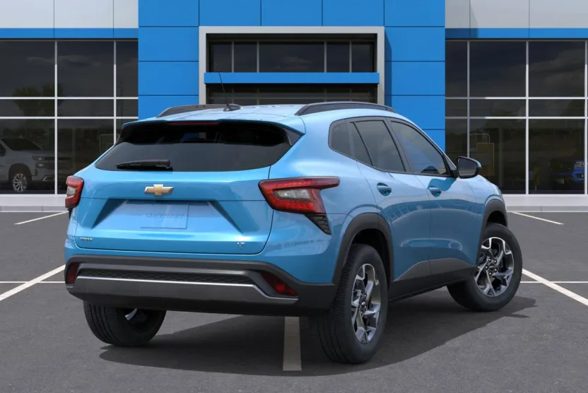 2026 Chevrolet Trax LT photo 1
