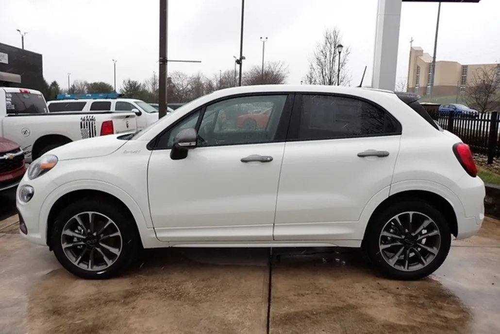 2023 Fiat 500X Sport photo 1