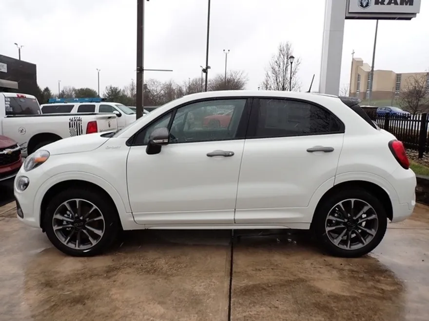 2023 Fiat 500X Sport photo 1