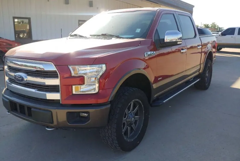 2016 Ford F-150 Lariat photo 1