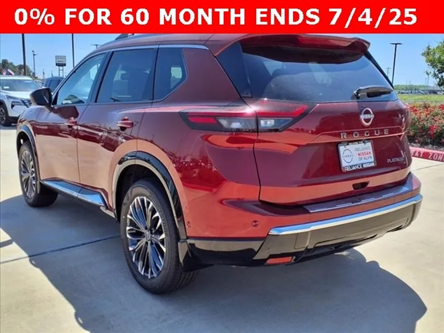 2025 Nissan Rogue Platinum photo 2
