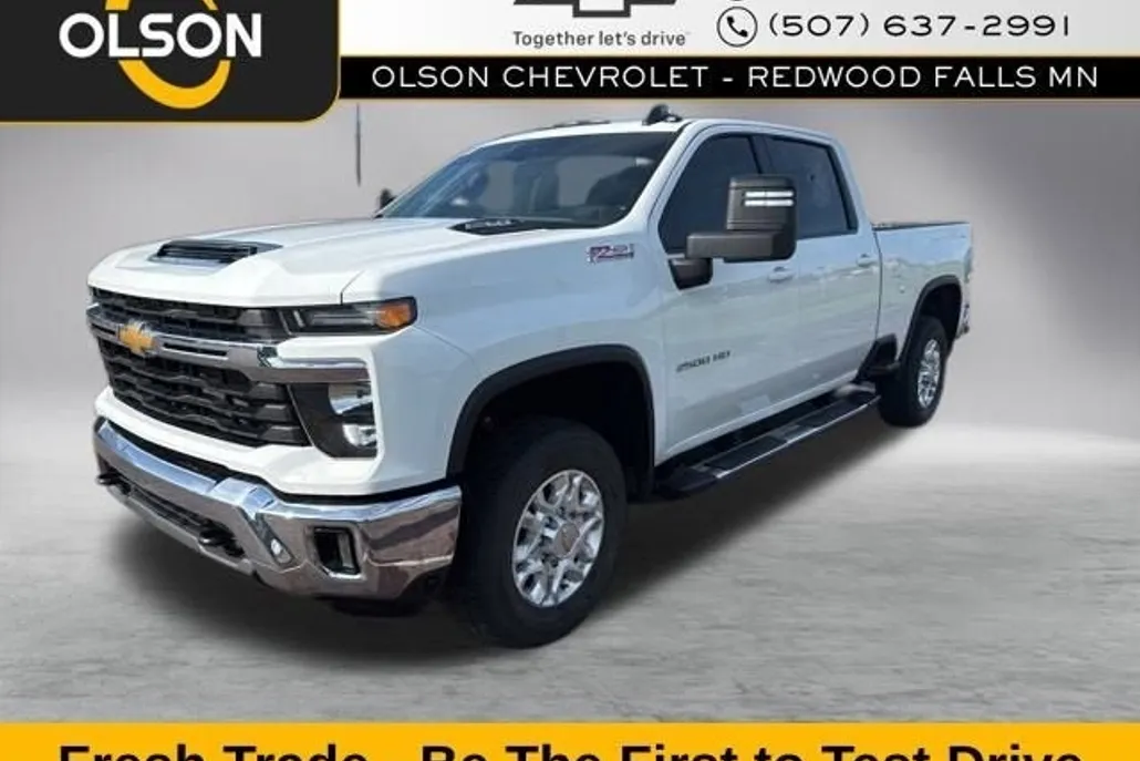 2024 Chevrolet Silverado 2500HD LT photo 1