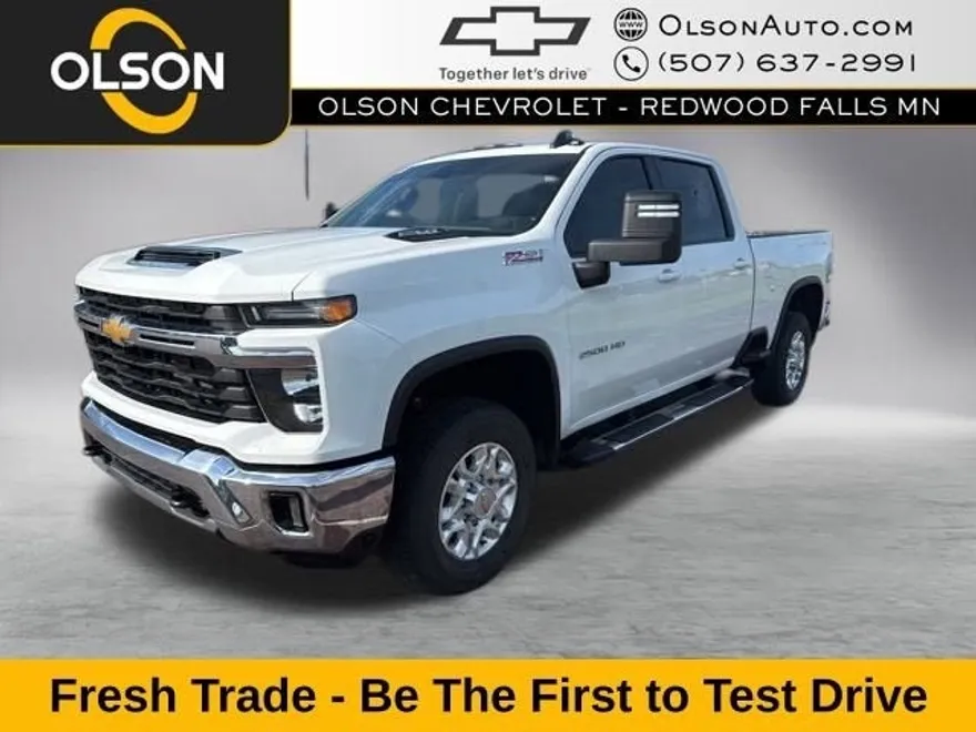 2024 Chevrolet Silverado 2500HD LT photo 1