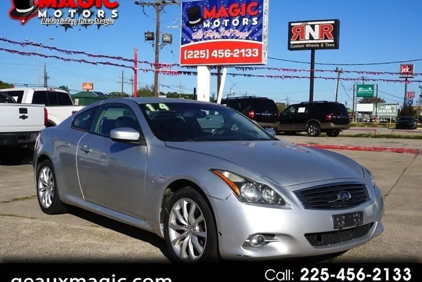 2014 Infiniti Q60 Coupe photo 1