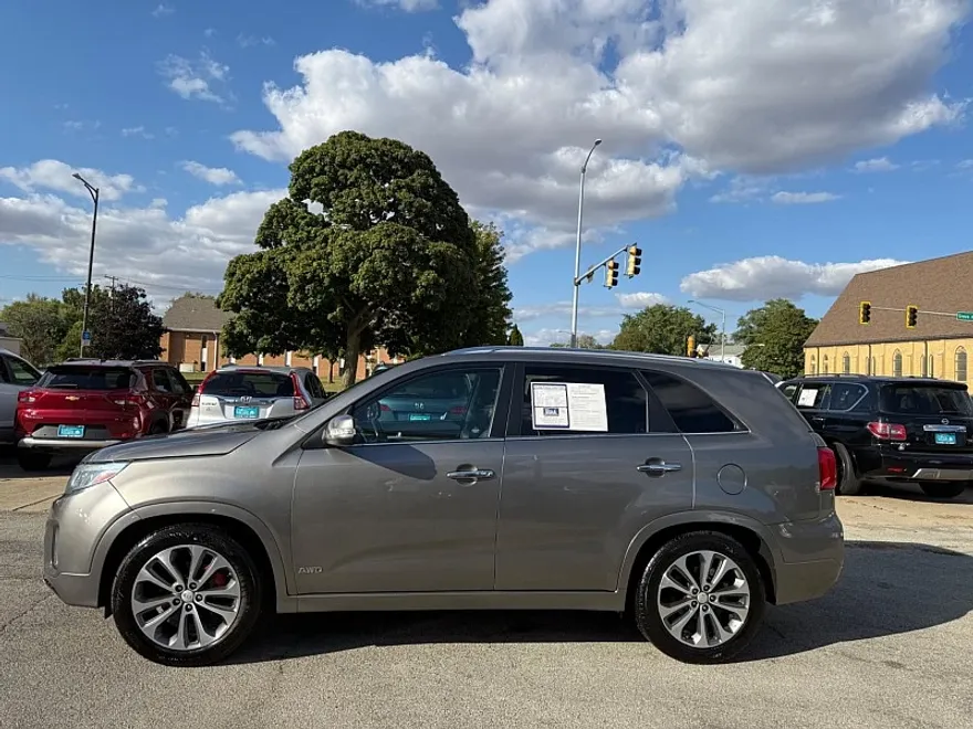2015 Kia Sorento SX photo 1