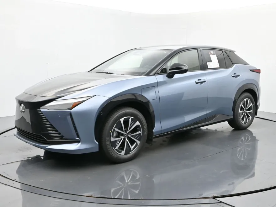2025 Lexus RZ 450e Premium photo 1
