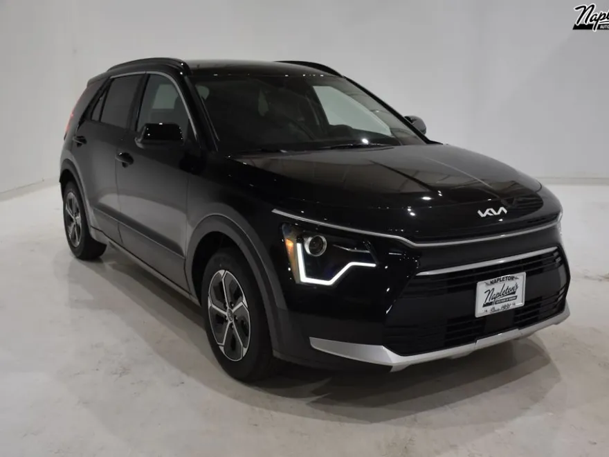2025 Kia Niro EX photo 1
