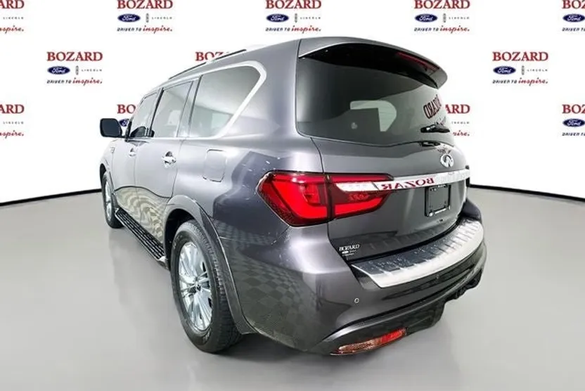 2023 Infiniti QX80 Luxe photo 1