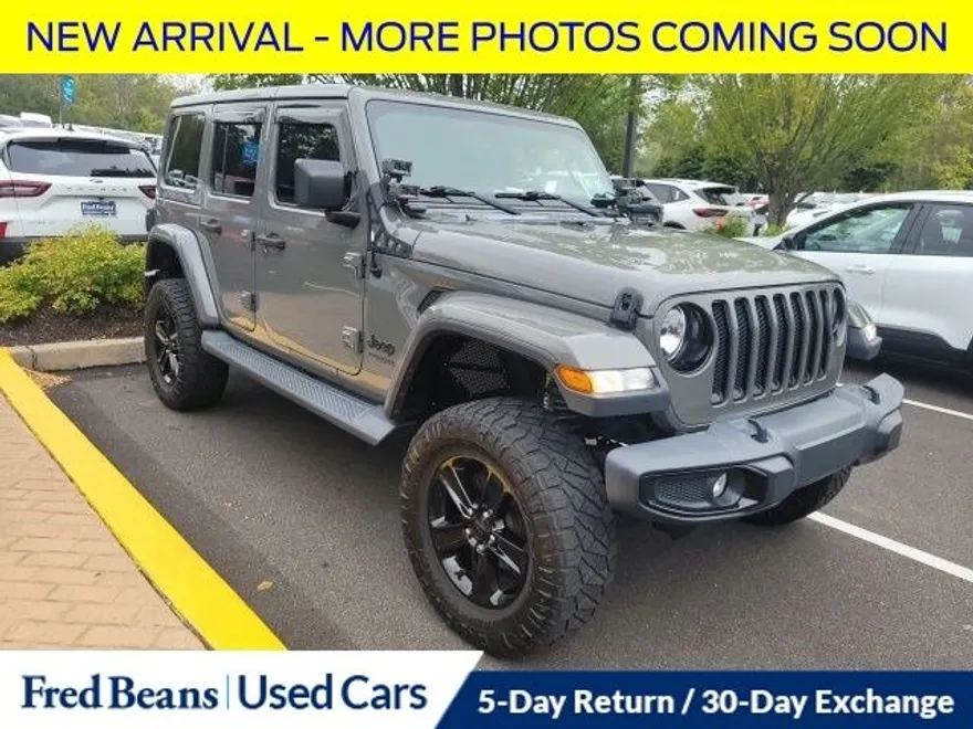 2020 Jeep Wrangler Unlimited Sahara photo 1