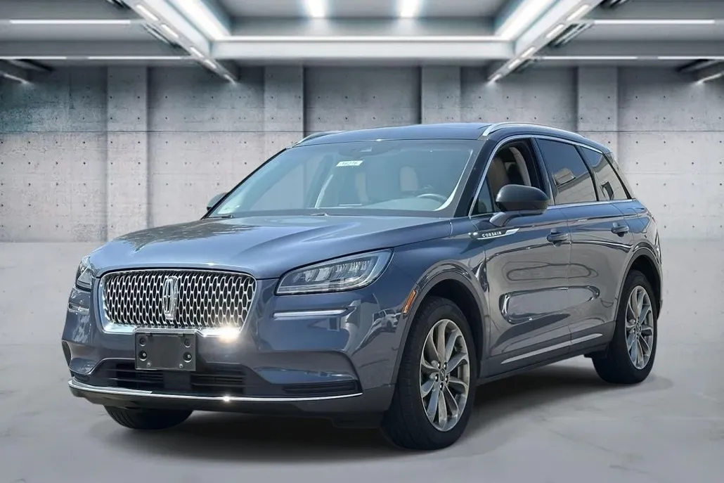 2022 Lincoln Corsair Standard photo 1