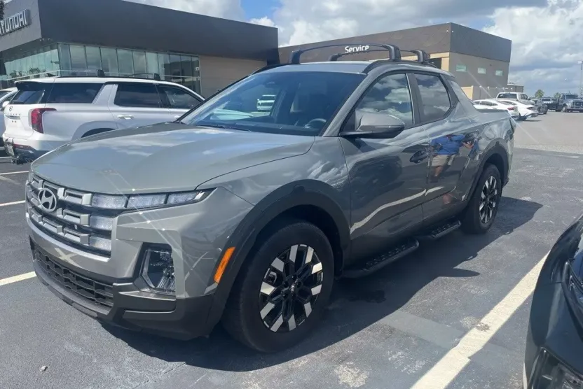 2026 Hyundai Santa Cruz SEL photo 1