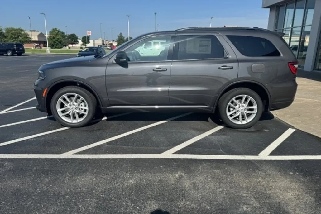 2025 Dodge Durango GT Plus photo 1