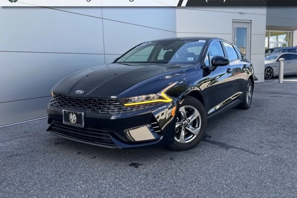 2021 Kia K5 LXS photo 1