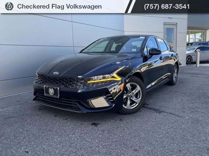 2021 Kia K5 LXS photo 1