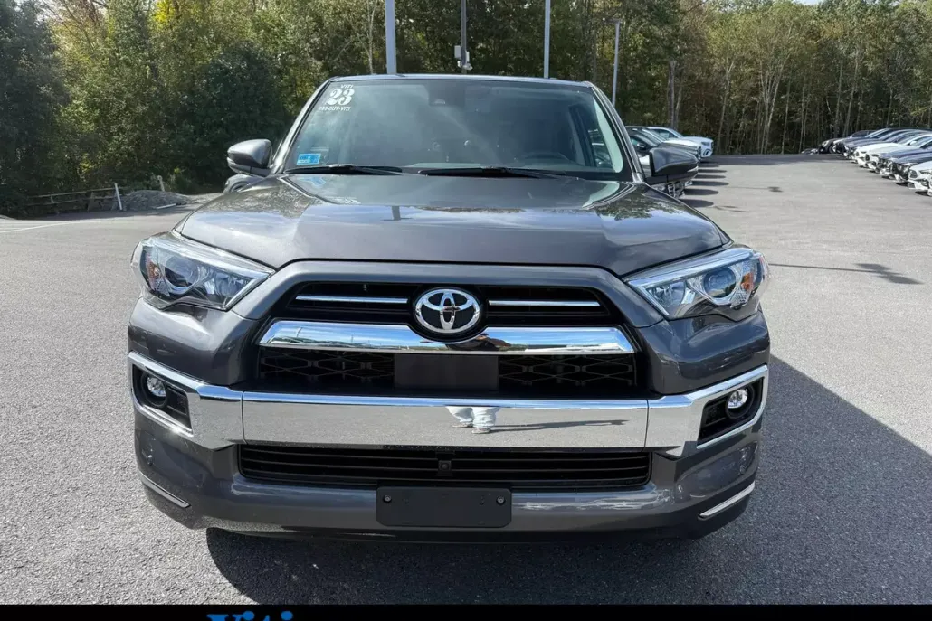 2023 Toyota 4Runner Limited photo 1