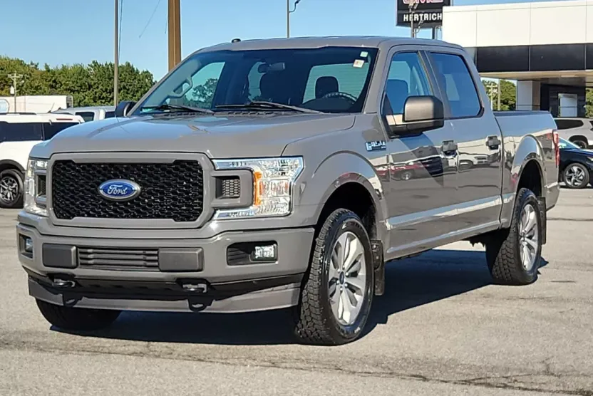 2018 Ford F-150 XL photo 1