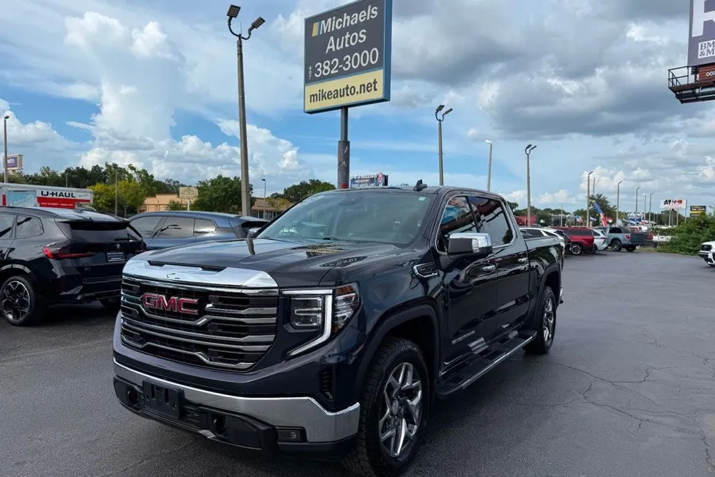2022 Gmc Sierra 1500 SLT photo 1