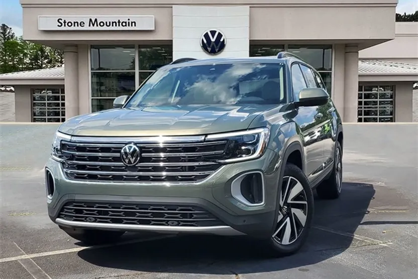 2026 Volkswagen Atlas SE Technology photo 1