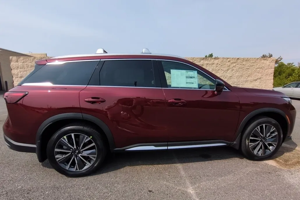 2026 Infiniti QX60 Luxe photo 1