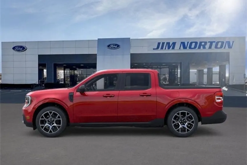 2025 Ford Maverick Lariat photo 1