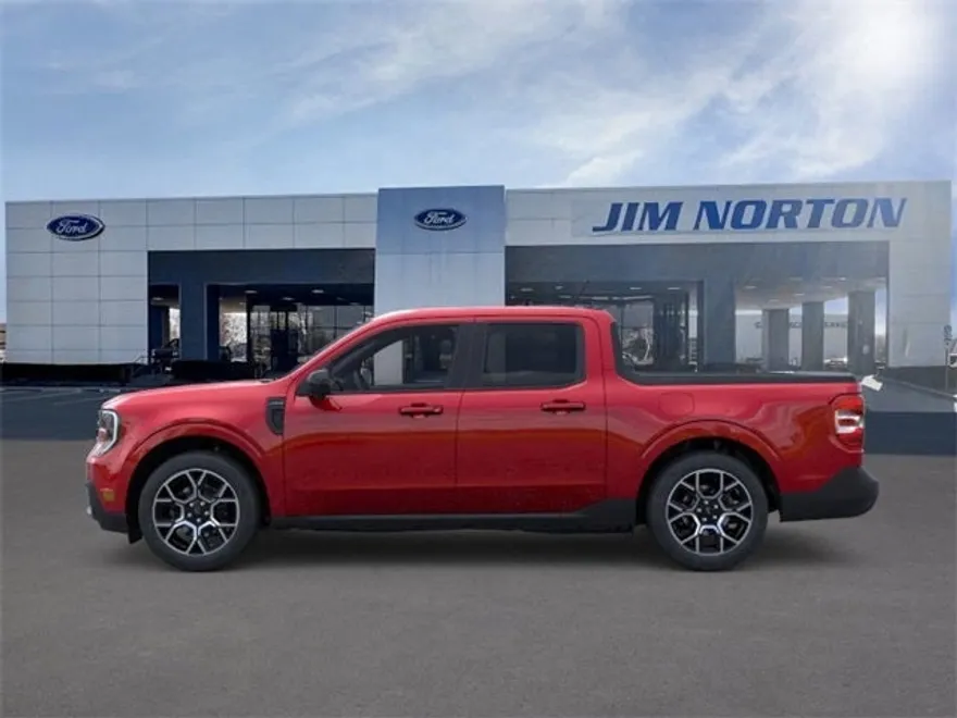 2025 Ford Maverick Lariat photo 1