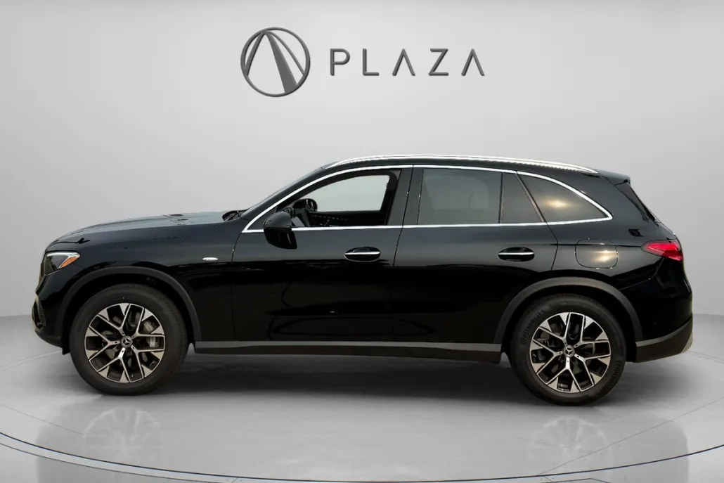 2025 Mercedes Benz GLC 350e 4MATIC photo 1
