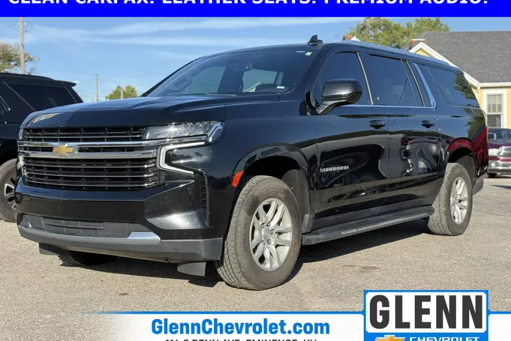 2021 Chevrolet Suburban LT photo 1