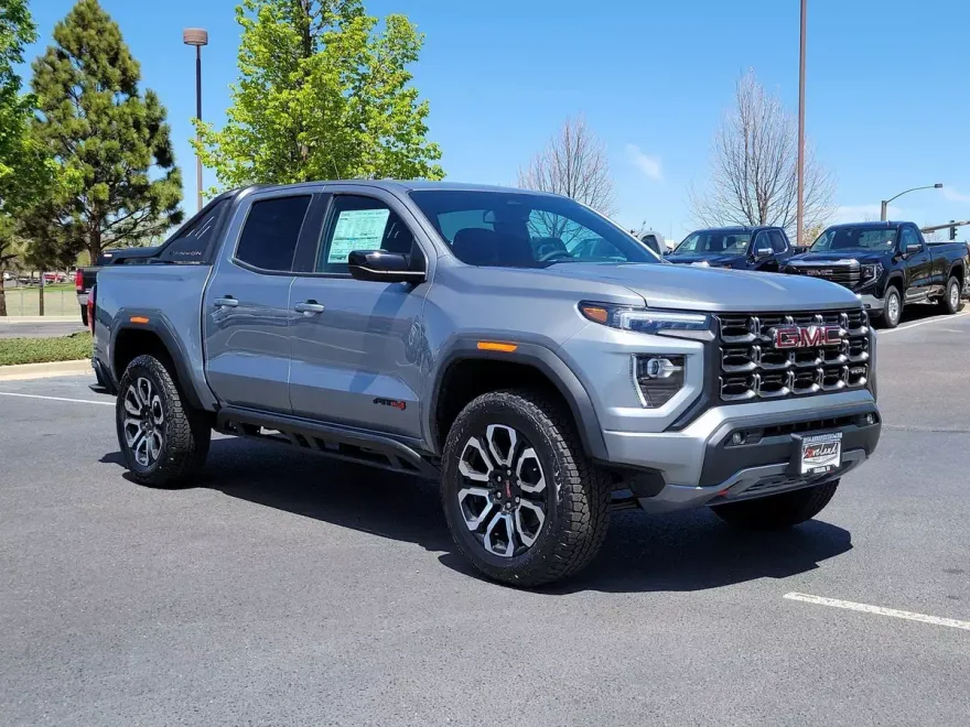 2025 Gmc Canyon AT4 photo 1