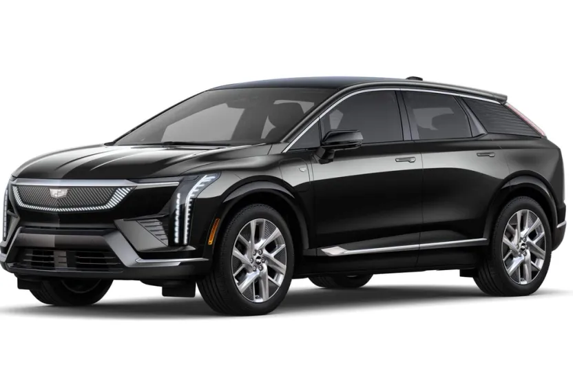 2025 Cadillac Optiq Luxury photo 1