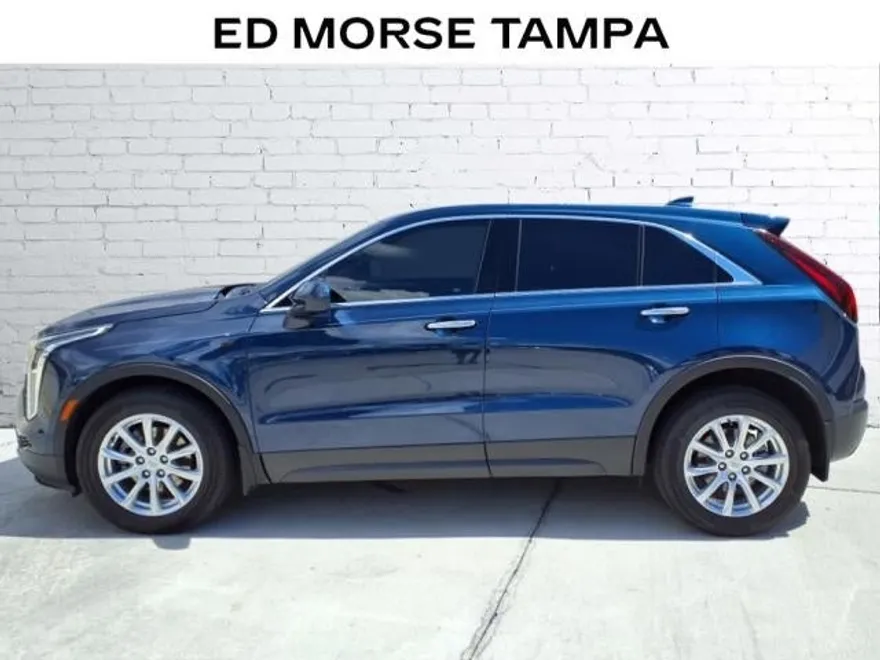 2020 Cadillac XT4 Luxury photo 1